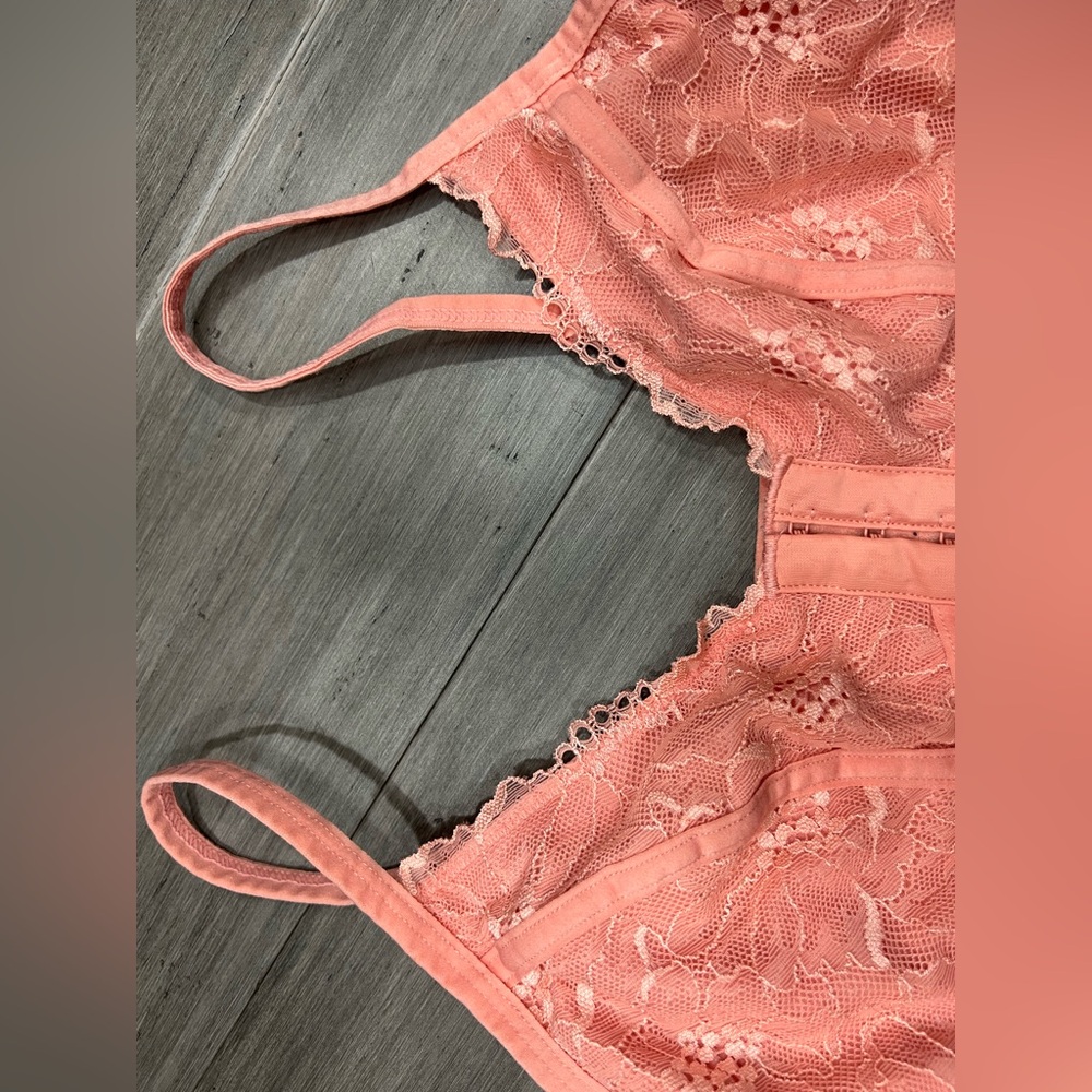 Colsie‎ Lace Bra - Picture 3 of 5